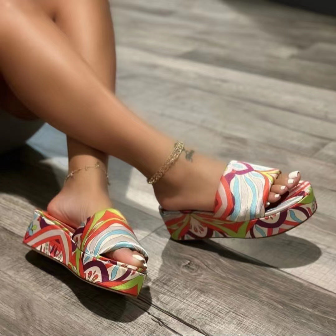 Wholesale Summer New Large Size Thick Bottom Round Toe Satin Drag Women's Ethnic Style Slippers